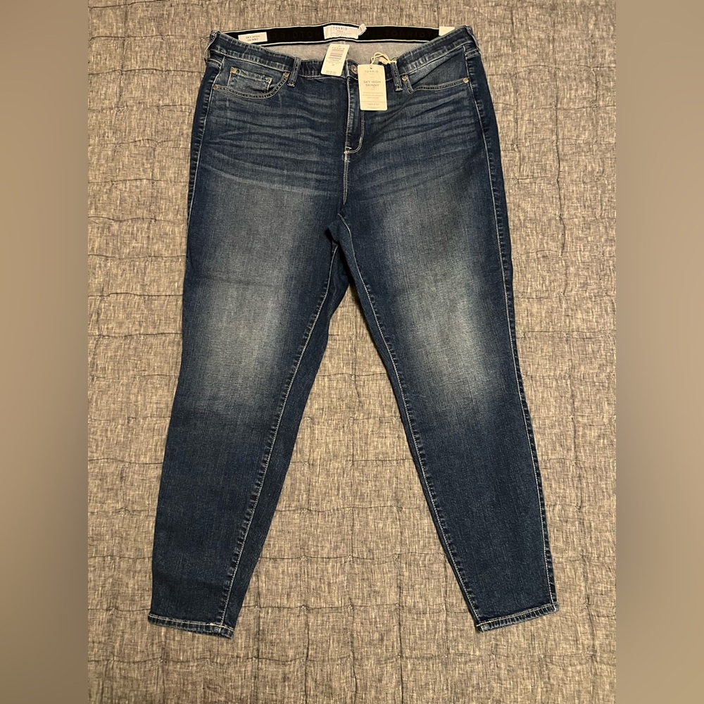 NWT Torrid Sky High Skinny Jeans, 20 Tall, Blue